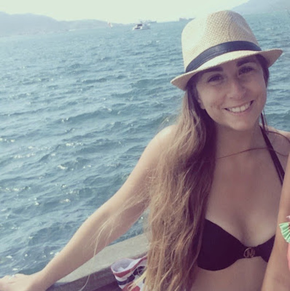 Meet your Posher, Rocío - Picture 1 of 1